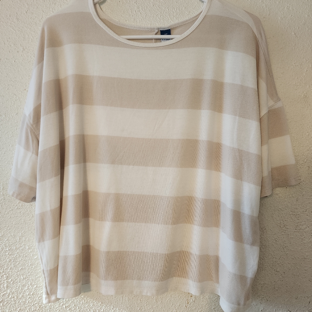Crop top - Picture 2 of 4